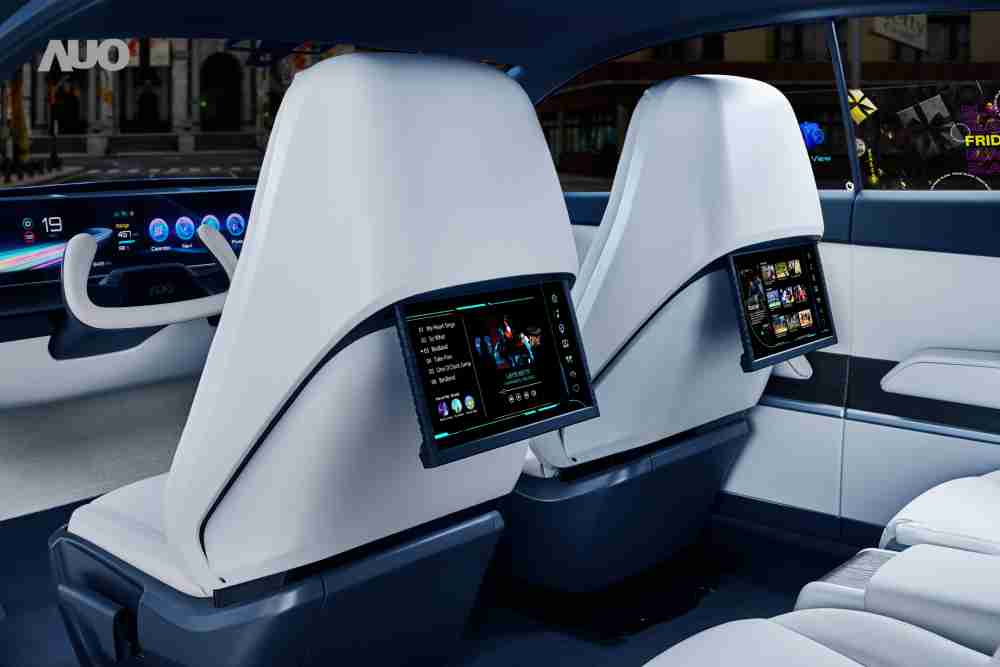 口袋牛店将于CES 展示全新Smart Cockpit 2024，，，可紧密串连使用者多元需求，，并革新座舱内部的应用和设计，，带来身历其境且引人入胜的视觉飨宴，，满足驾乘人员的全方位体验